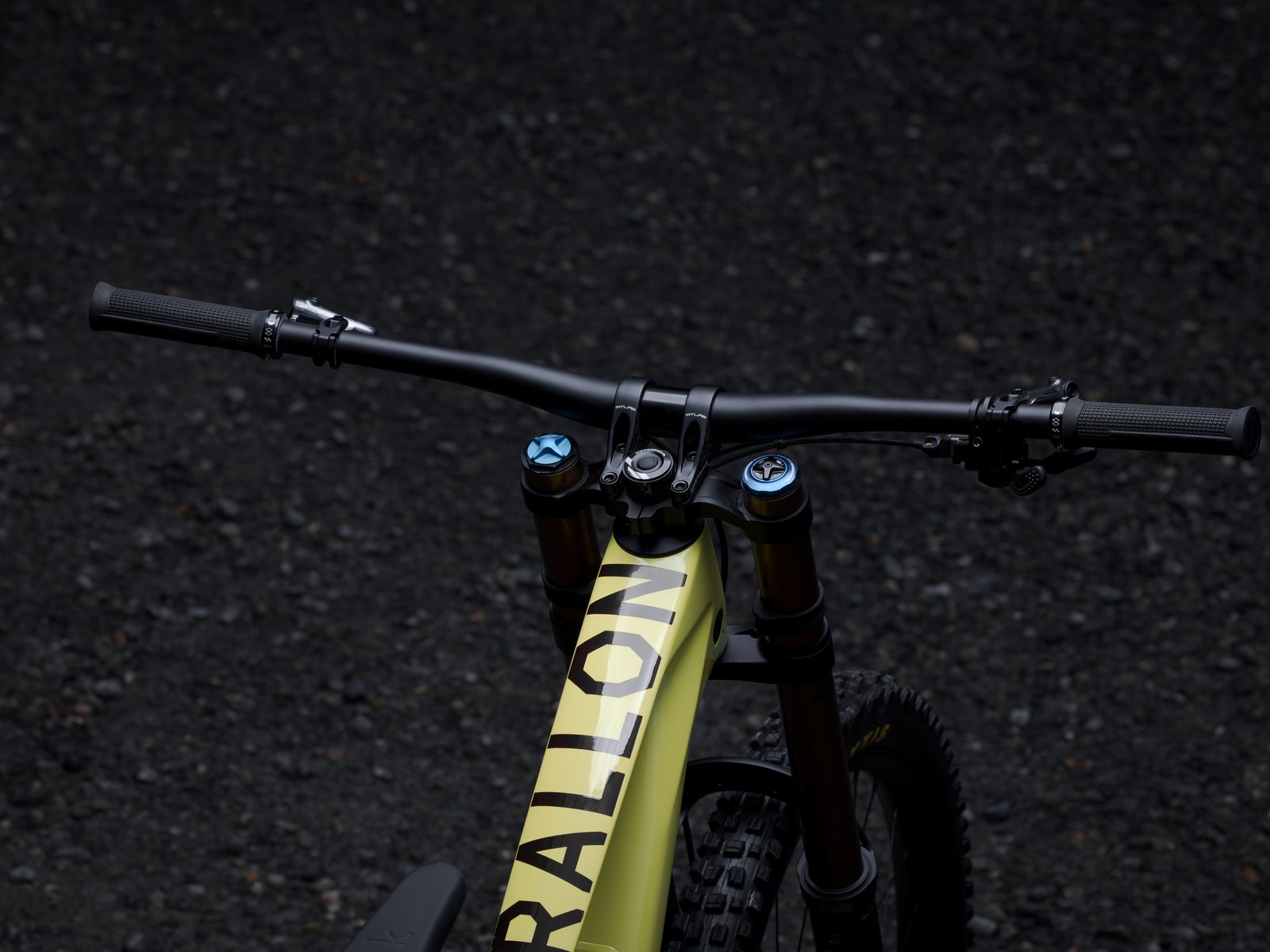 Lockr Zone en Enduro Cockpitintegratie